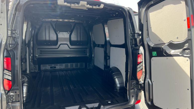 Ford Transit Custom 300 L1 Diesel Fwd 2.0 EcoBlue 136ps H1 Van Limited Auto